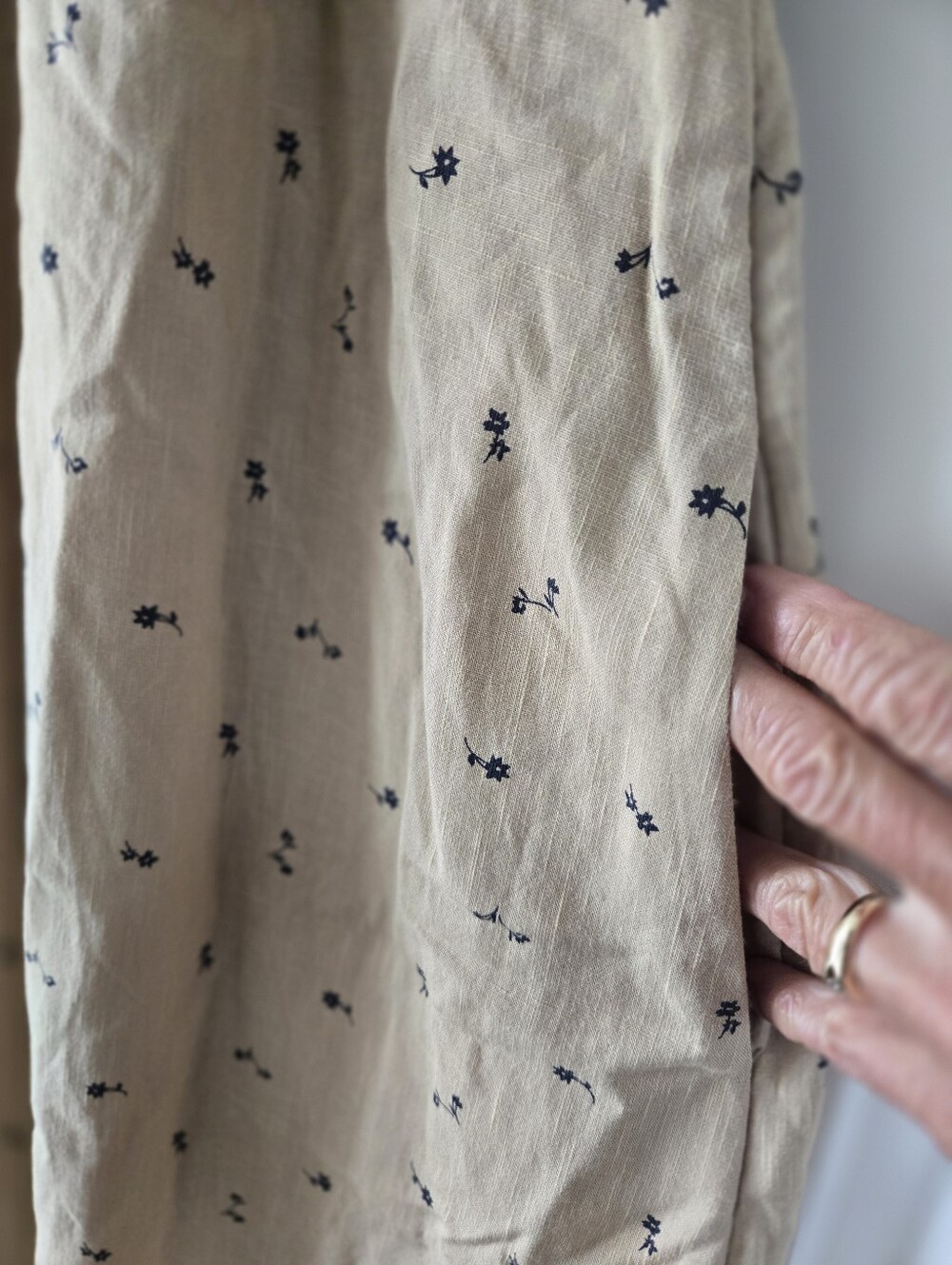 Universal Thread DRESS - Picture 5 of 6